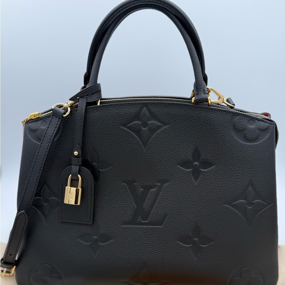Louis Vuitton Petit Palais Black Empreinte